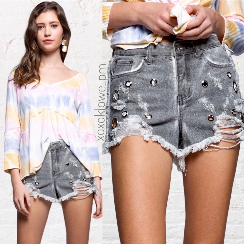 SALE POL Grey Denim Distressed Raw Edge Grommet Shorts - Picture 5 of 14